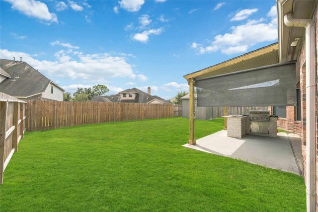 2522 Crystal Shore Drive, Rosharon, TX 77583