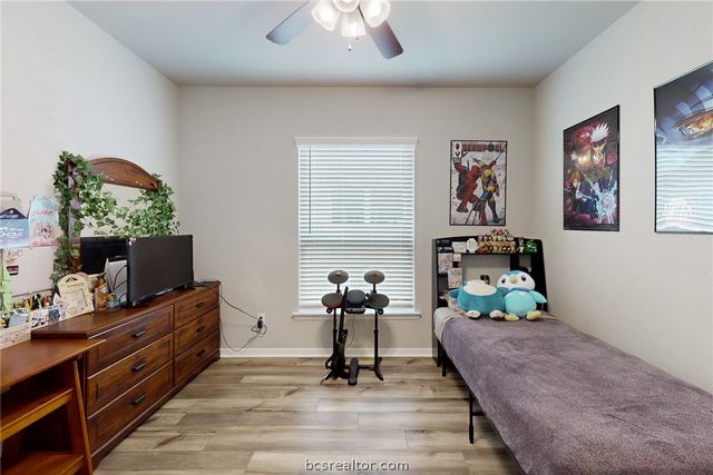 5943 Eldora Drive, College Station, TX 77845