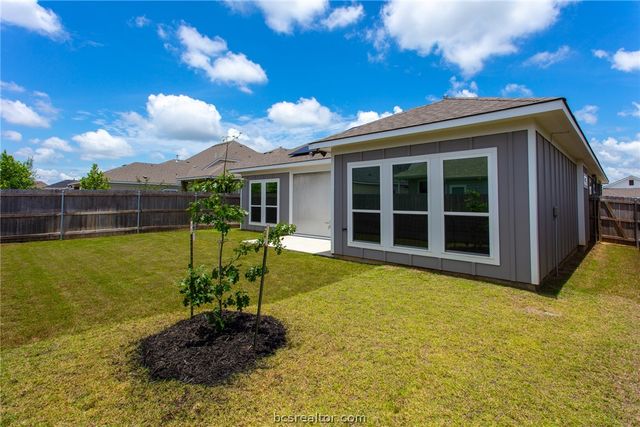 5943 Eldora Drive, College Station, TX 77845