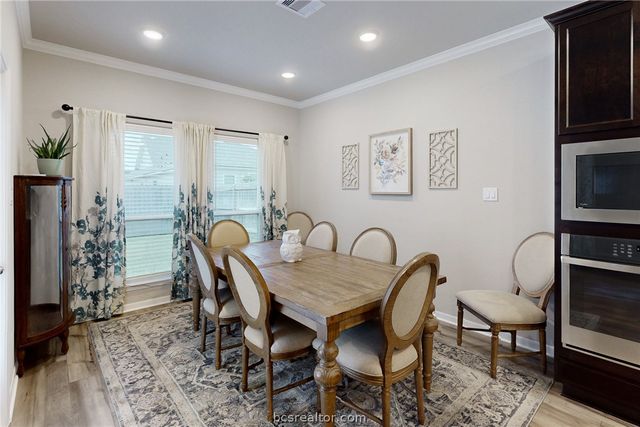 5943 Eldora Drive, College Station, TX 77845