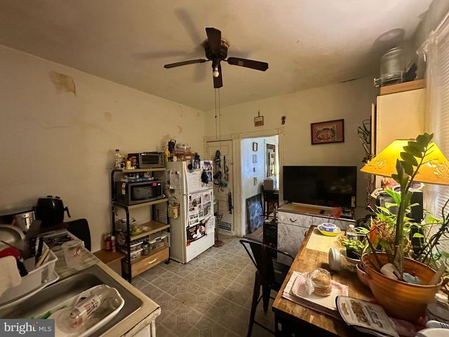 403 W PENN ST, Philadelphia, PA 19144