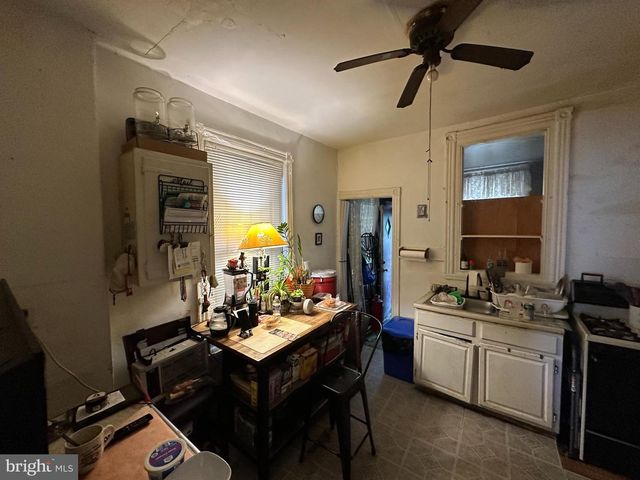 403 W PENN ST, Philadelphia, PA 19144