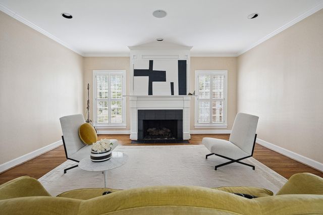 2915 Quenby Avenue, West University Place, TX 77005