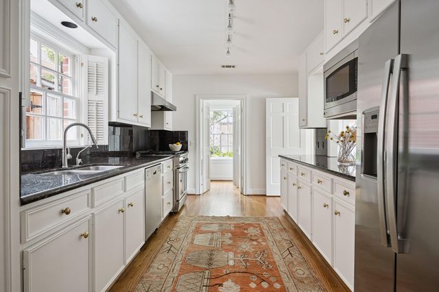 2915 Quenby Avenue, West University Place, TX 77005