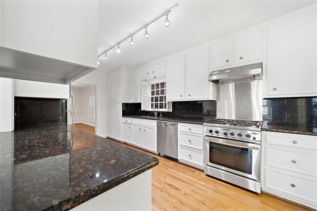 2915 Quenby Avenue, West University Place, TX 77005