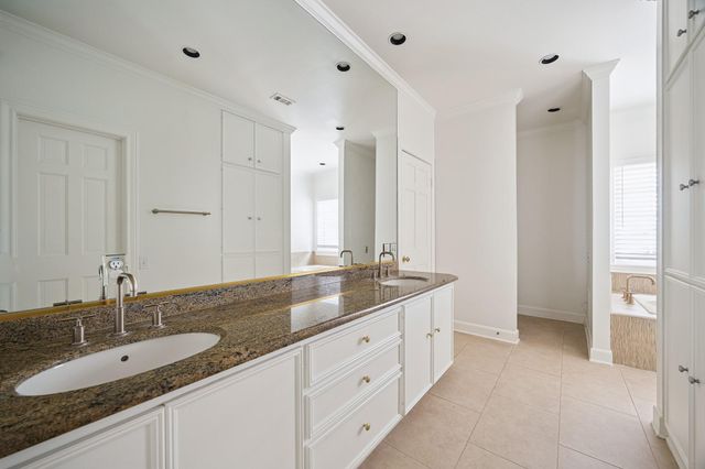 2915 Quenby Avenue, West University Place, TX 77005