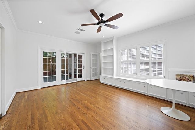 2915 Quenby Avenue, West University Place, TX 77005