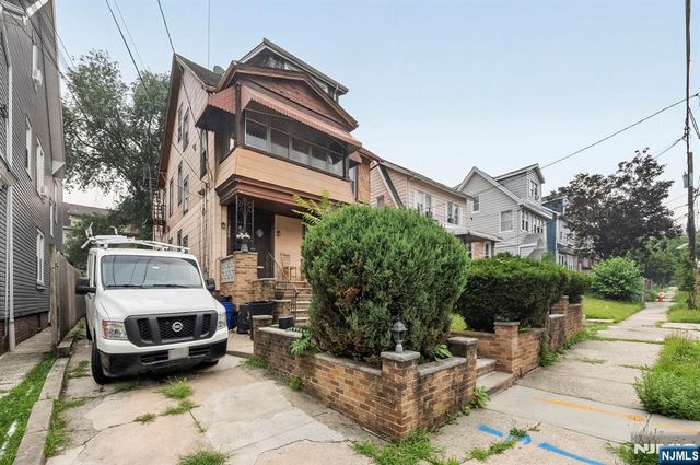 288 Pomona Avenue, Newark, NJ 07112