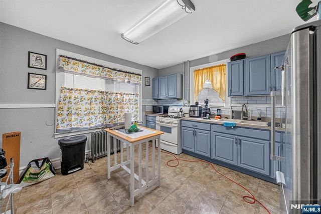 288 Pomona Avenue, Newark, NJ 07112