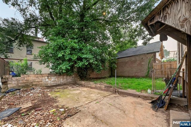 288 Pomona Avenue, Newark, NJ 07112
