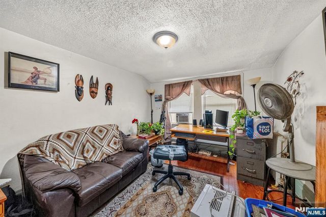 288 Pomona Avenue, Newark, NJ 07112