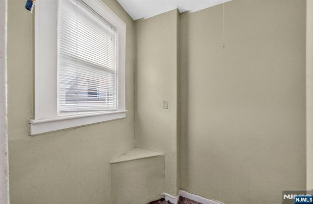288 Pomona Avenue, Newark, NJ 07112