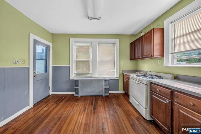 288 Pomona Avenue, Newark, NJ 07112