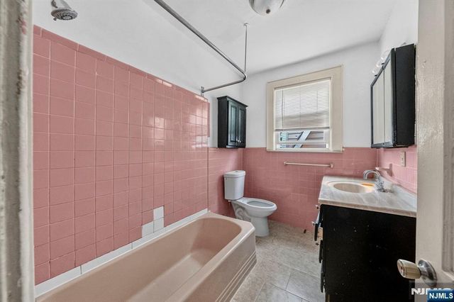 288 Pomona Avenue, Newark, NJ 07112