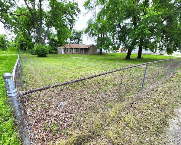 2421 OHIO Avenue, Granite City, IL 62040