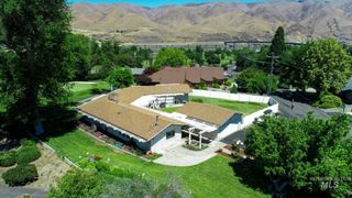 708 16th St, Clarkston, WA 99403