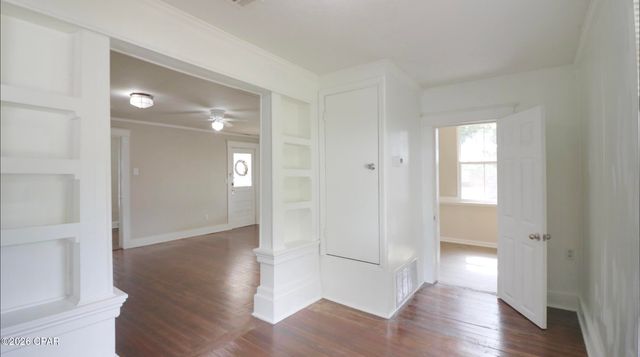 200 E 5th Street, Lynn Haven, FL 32444
