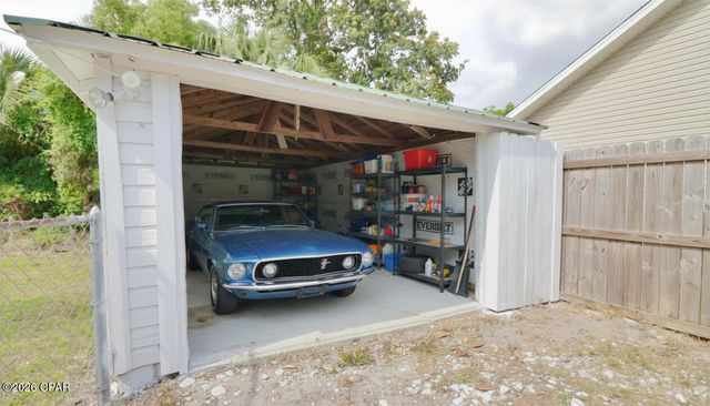 200 E 5th Street, Lynn Haven, FL 32444