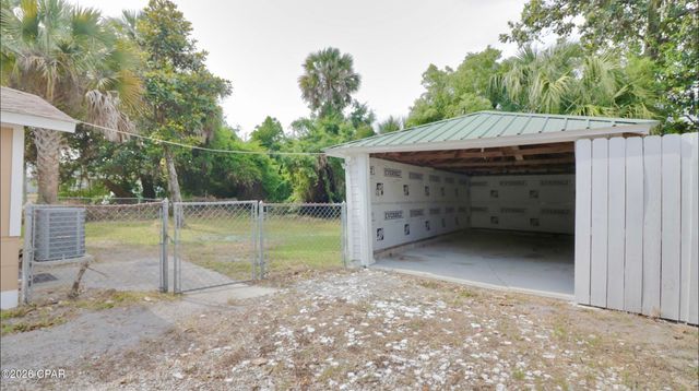 200 E 5th Street, Lynn Haven, FL 32444
