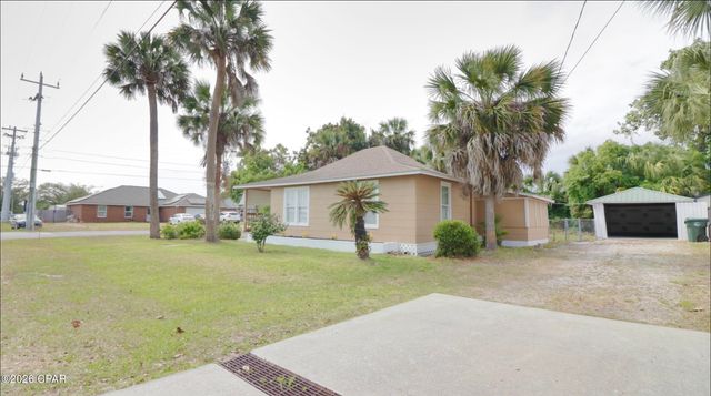 200 E 5th Street, Lynn Haven, FL 32444