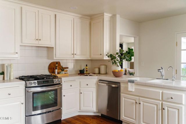 1535 Bradbury Road, San Marino, CA 91108