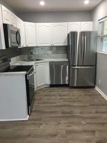 2741 NE 8th Avenue 11, Wilton Manors, FL 33334