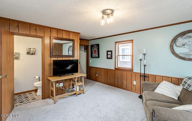 2236 Beaufort Avenue, Toledo, OH 43613