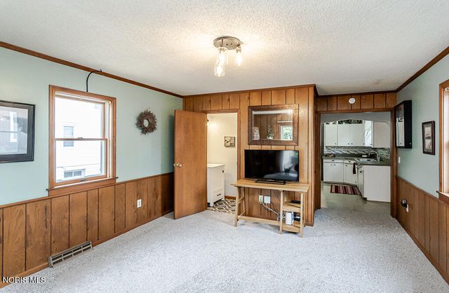 2236 Beaufort Avenue, Toledo, OH 43613