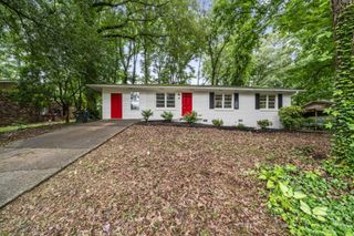 2461 Lakewood Drive NW, Kennesaw, GA 30152