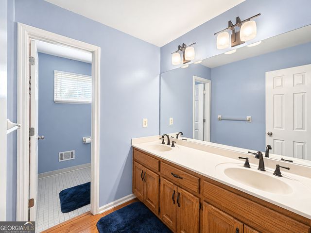 1321 N Brandy Shoals SE, Conyers, GA 30013