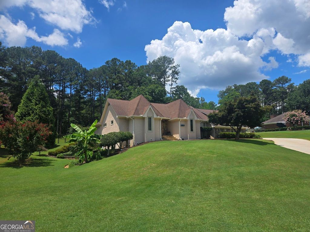 1321 N Brandy Shoals SE, Conyers, GA 30013