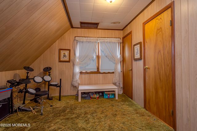 500 Pine Street, Lakehurst, NJ 08733
