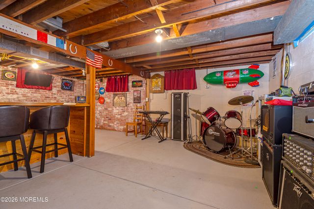 500 Pine Street, Lakehurst, NJ 08733