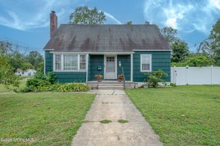 500 Pine Street, Lakehurst, NJ 08733