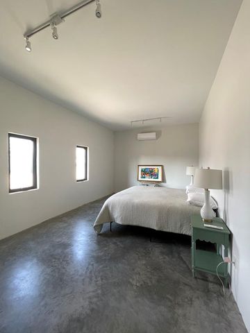 1402 W Philadelphia St, Marfa, TX 79843