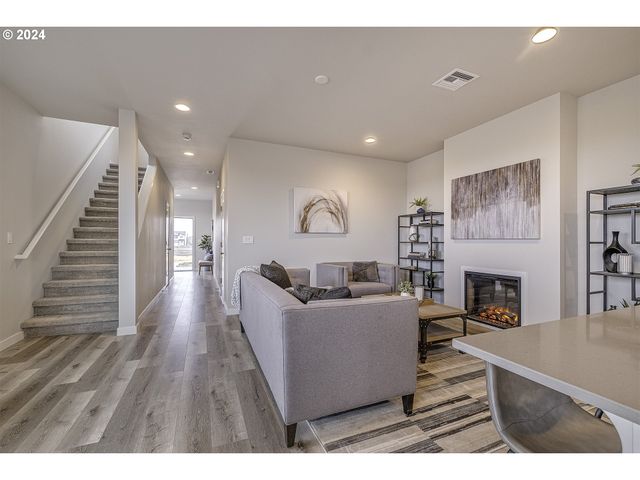 3660 Ash St Lot 117, Forest Grove, OR 97116