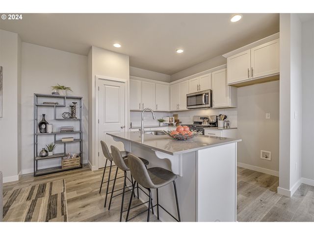 3660 Ash St Lot 117, Forest Grove, OR 97116