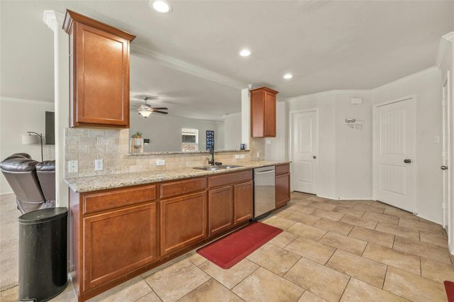 104 Bufflehead LN, Leander, TX 78641