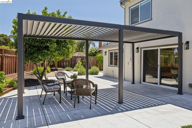 11 Belinda Ct, San Ramon, CA 94583
