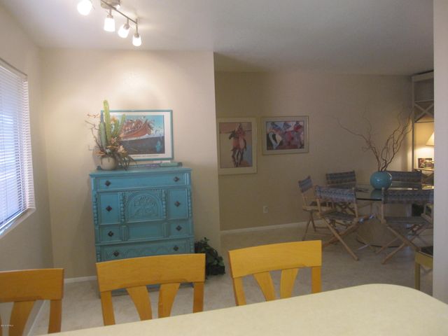 12212 N Paradise Village Parkway 412C, Phoenix, AZ 85032