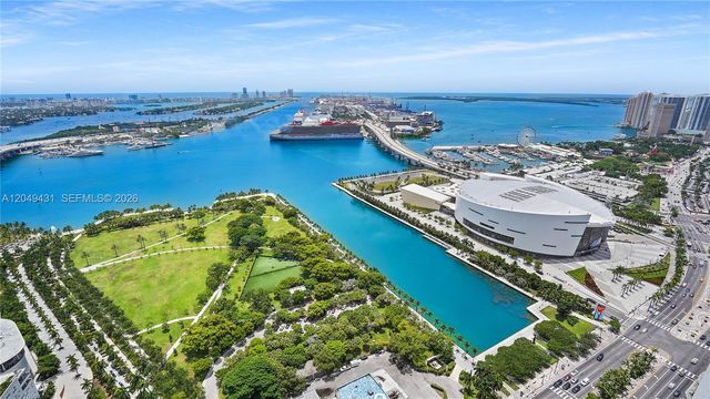 1000 Biscayne Blvd 4401, Miami, FL 33132