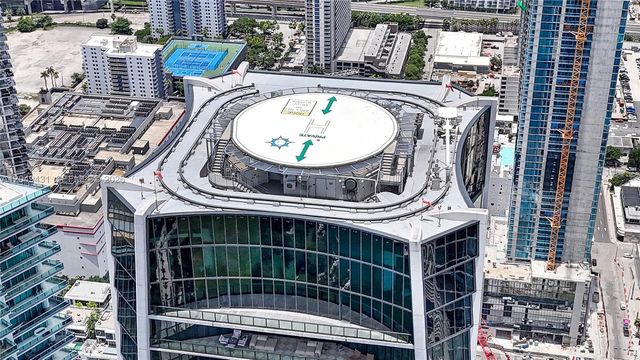 1000 Biscayne Blvd 4401, Miami, FL 33132