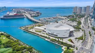 1000 Biscayne Blvd 4401, Miami, FL 33132