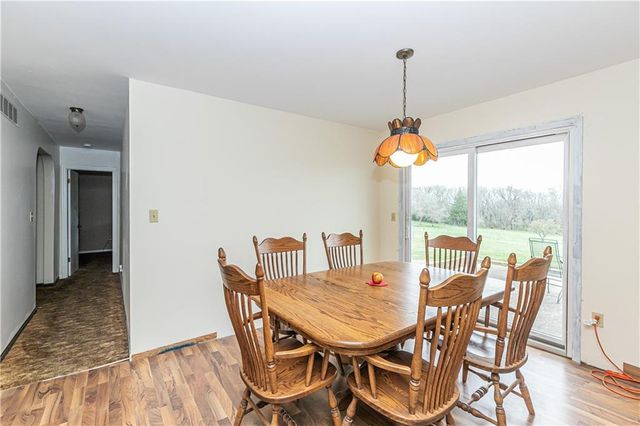 16468 K 16 Highway, Oskaloosa, KS 66066