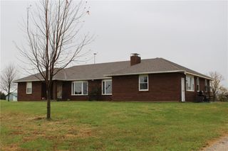 16468 K 16 Highway, Oskaloosa, KS 66066