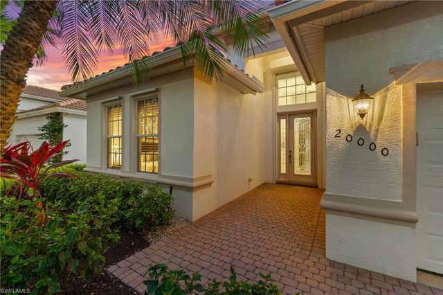 20000 Seadale CT, Estero, FL 33928