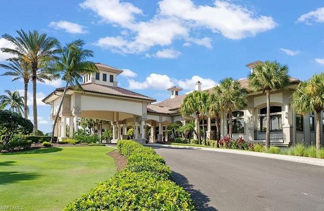 20000 Seadale CT, Estero, FL 33928