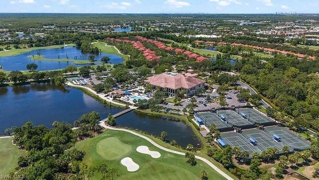 20000 Seadale CT, Estero, FL 33928
