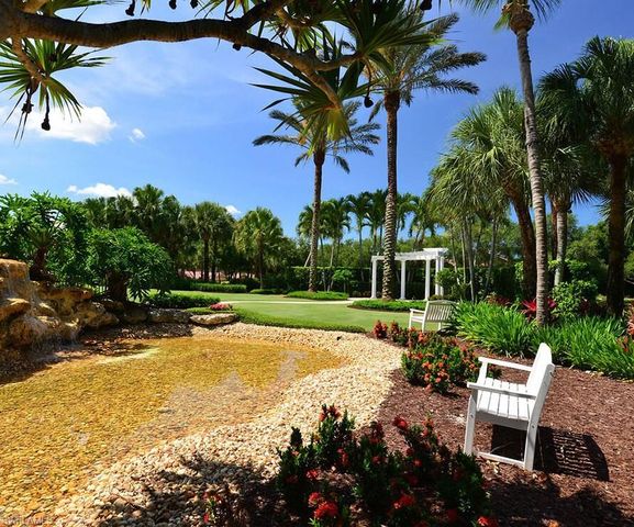 20000 Seadale CT, Estero, FL 33928