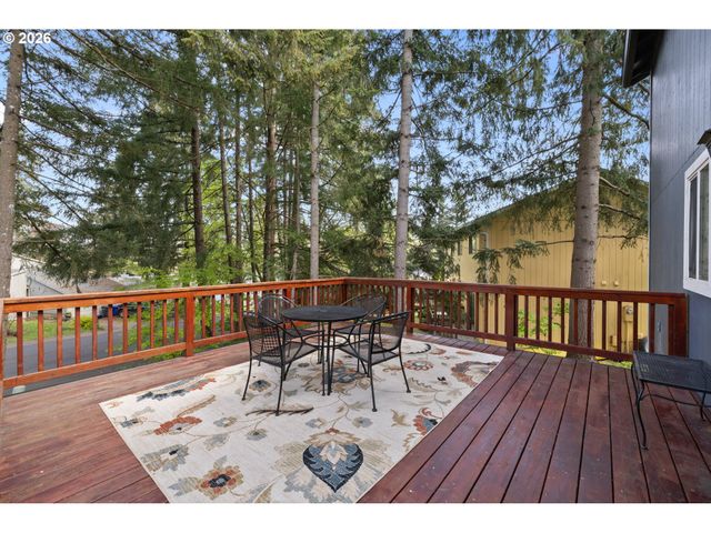 13450 DUANE St, Oregon City, OR 97045